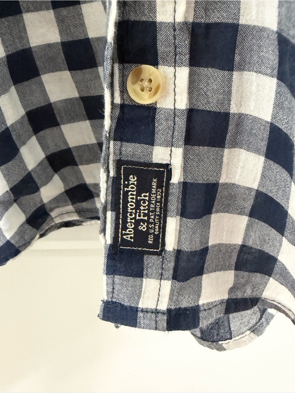 Abercrombie & Fitch Navy and White Gingham Button-Up Blouse - Picture 4 of 7
